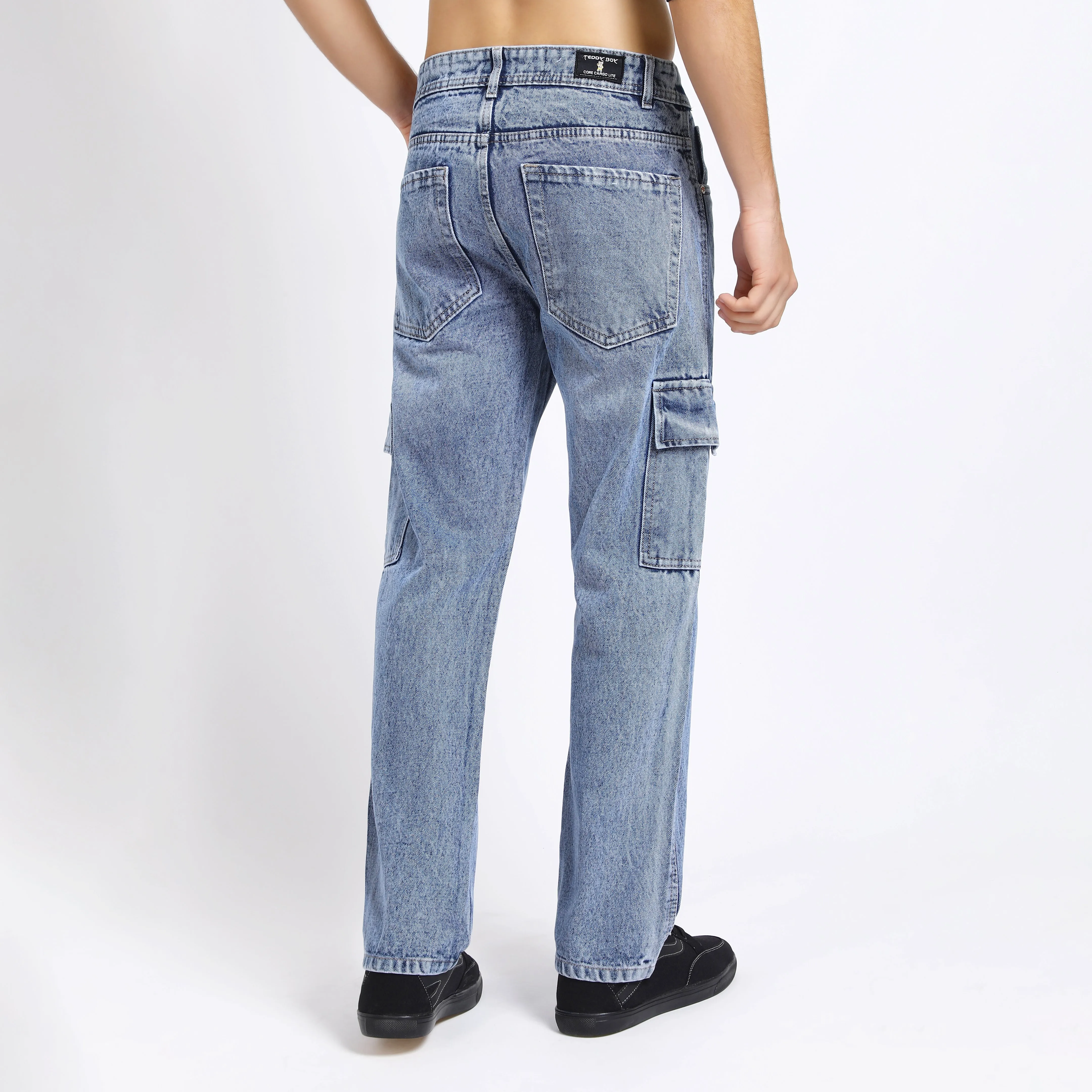LIGHT BLUE BAGGY CARGO FIT JEAN