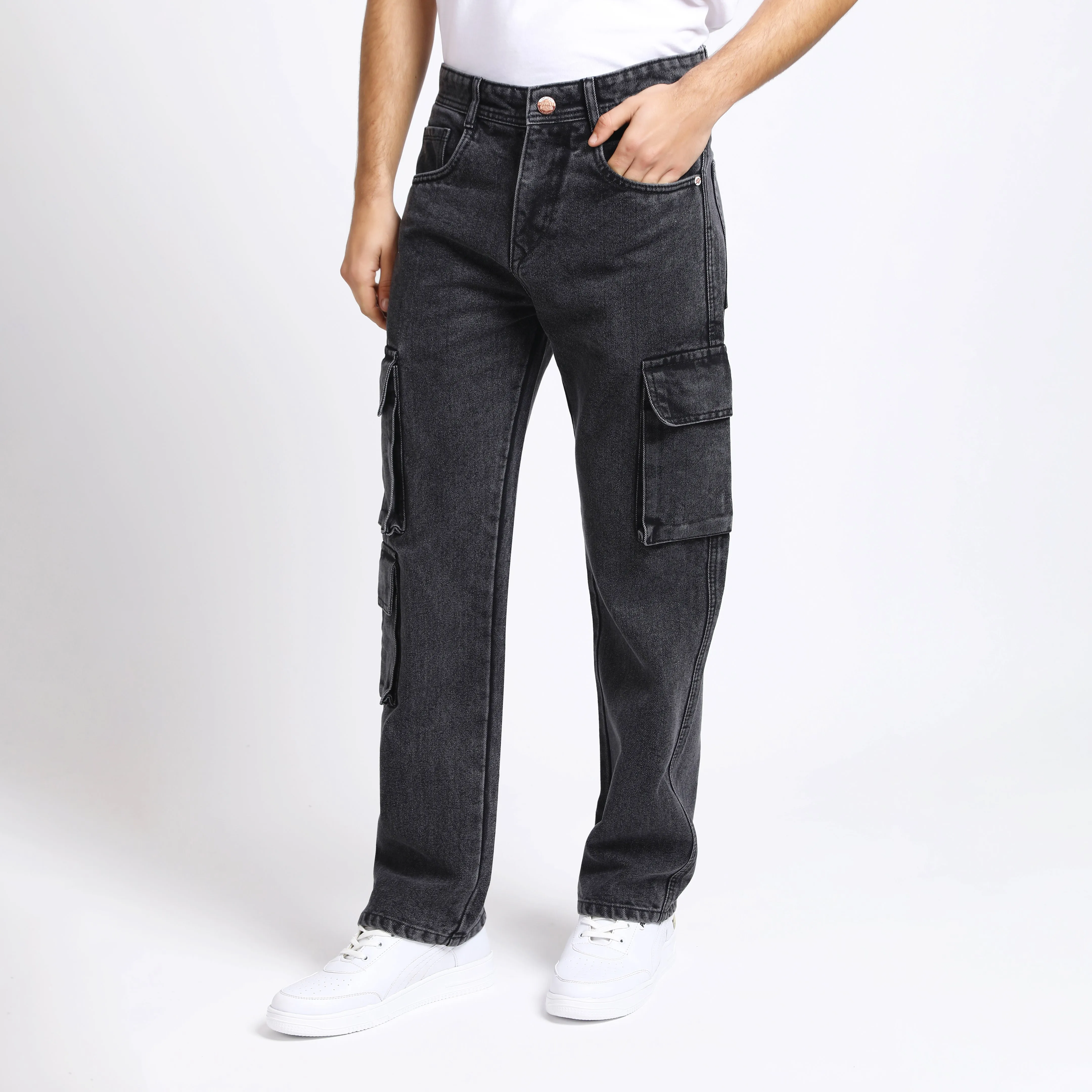 BLACK BAGGY CARGO FIT JEANS