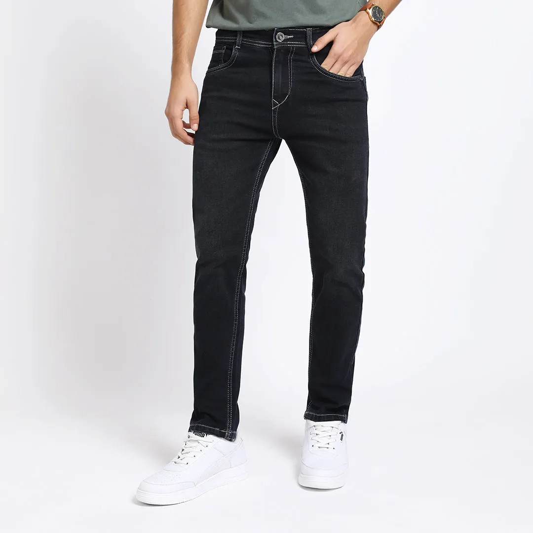 DARK BLACK ANKLE FIT JEANS