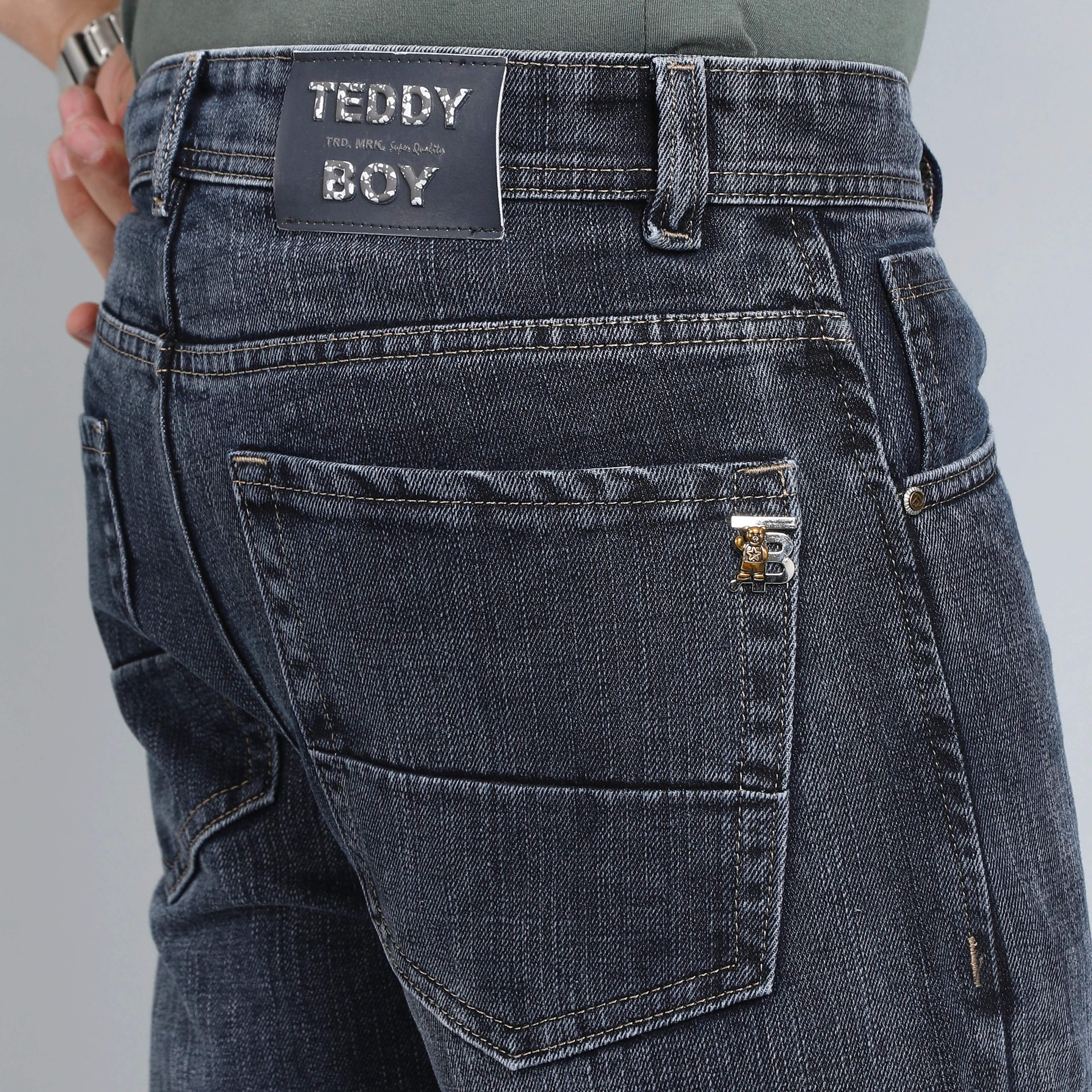 GREY BAGGY FIT JEAN TEDDY