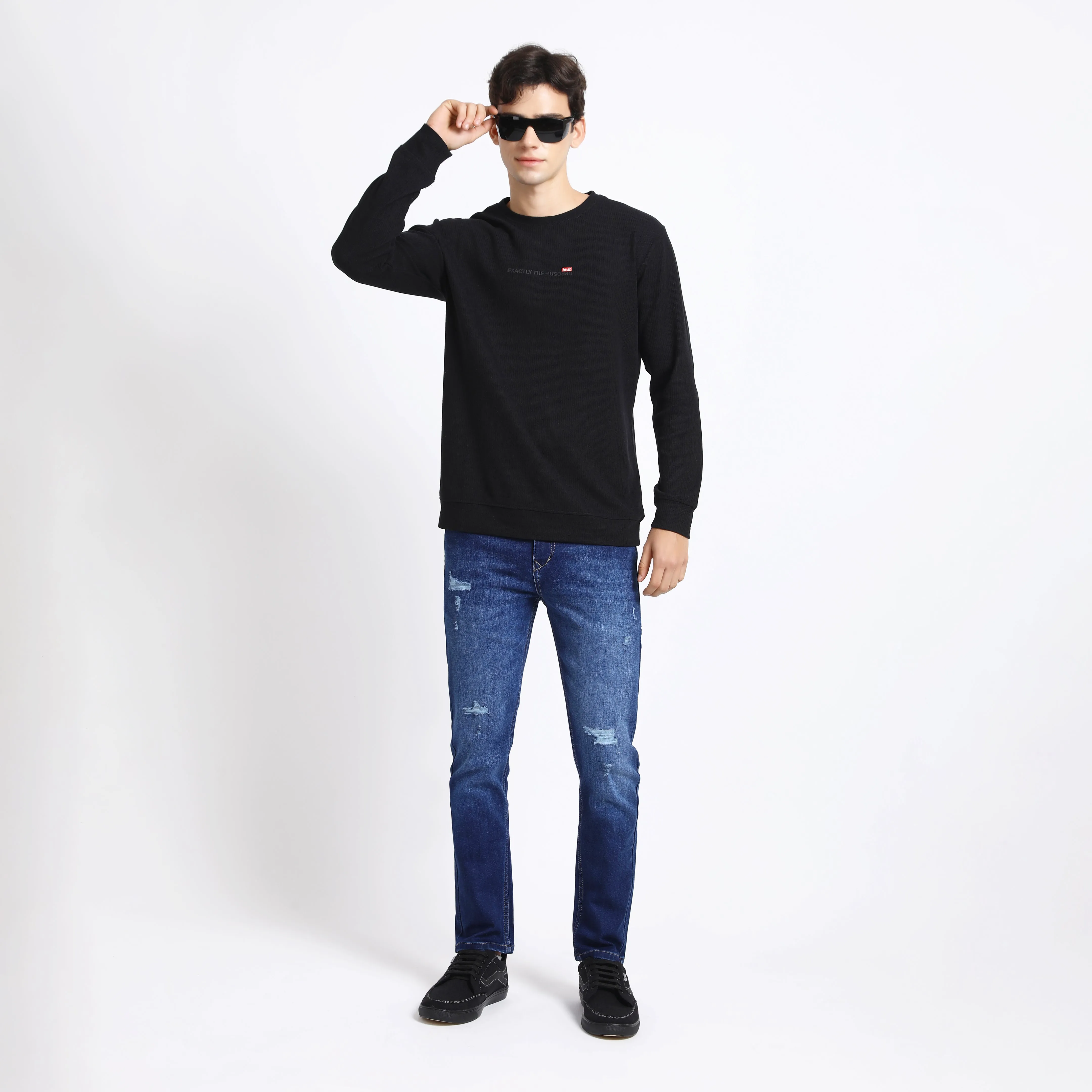 ANKLE DARK BLUE DISTRESSED JEANS FIT