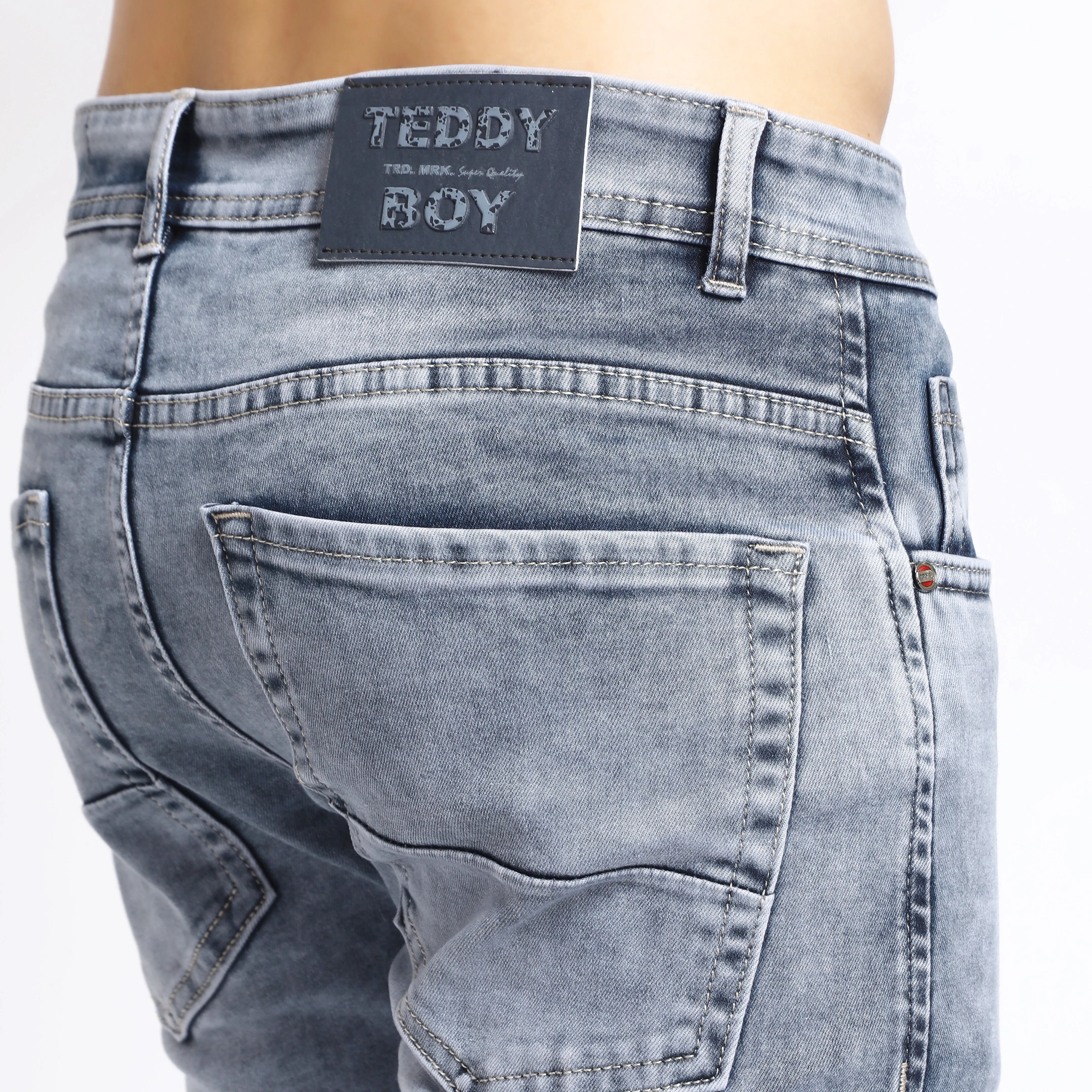 LIGHT GREY ANKLE FIT JEANS TEDDY