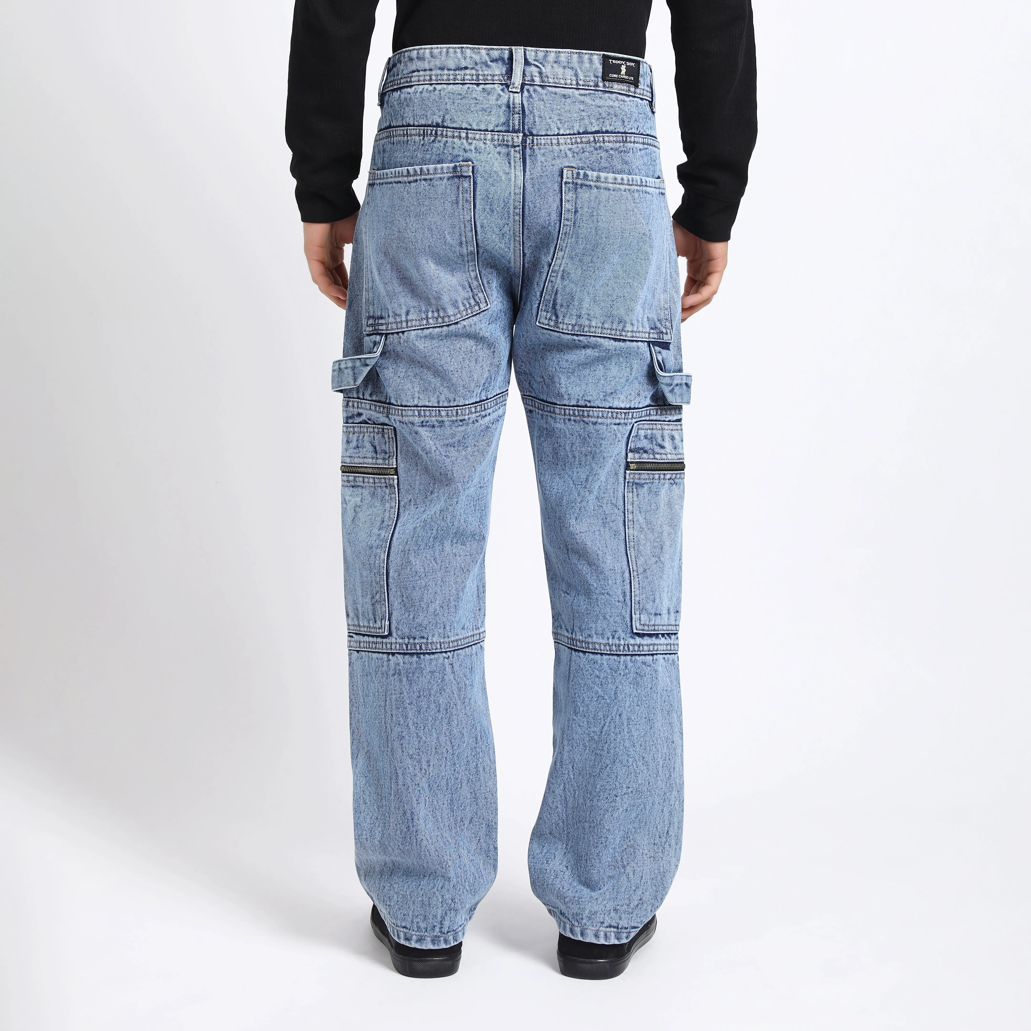 LIGHT BLUE BAGGY CARGO FIT JEANS