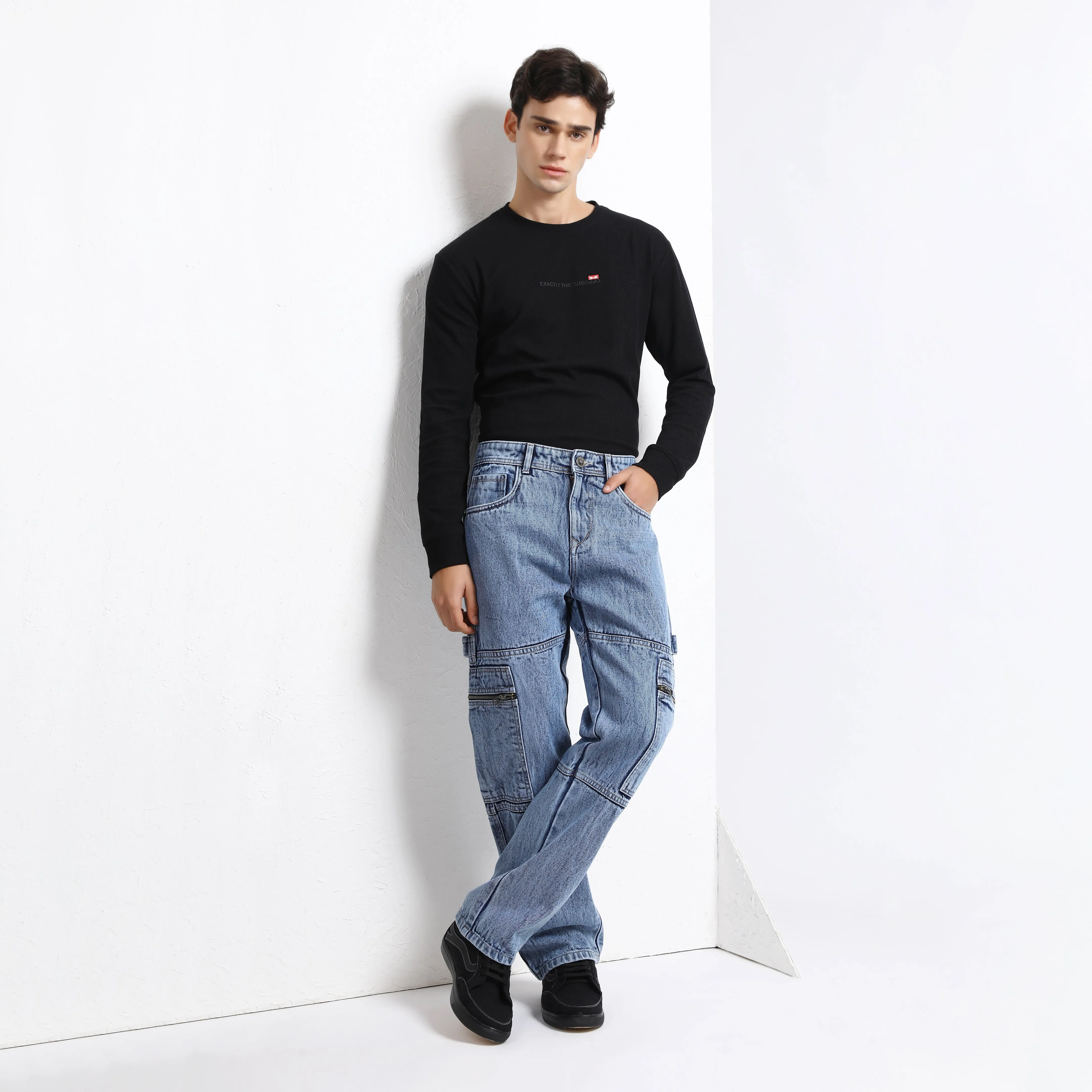 LIGHT BLUE BAGGY CARGO FIT JEANS