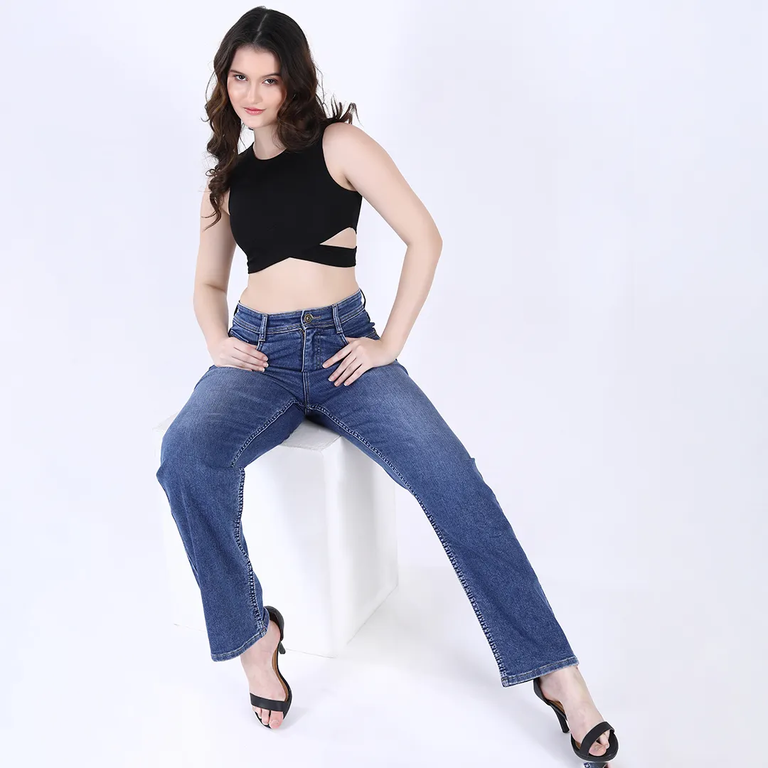 WOMEN'S BLUE MID RISE STRAIGHT FIT JEANS